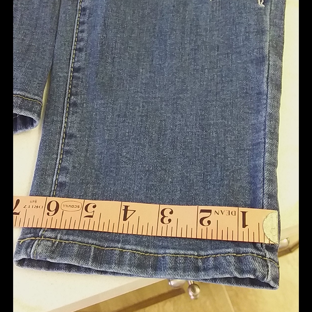 Anne Klein Stretch Jeans. - Picture 7 of 10